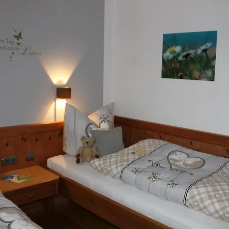 Koegel Apartment *